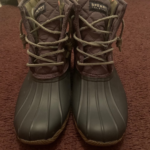 sperry duck boots size 7